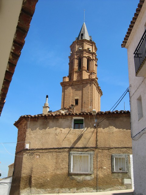 Torre de la antigua iglesia de El Frasno. Torre de l´antiga ilesia d´El Fraxno